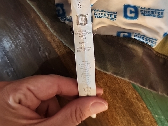 Chesty Camouflage Sports Bra - Picture 3 of 4